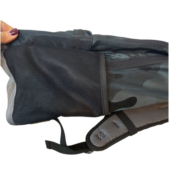 Lands' End Camo Backpack Multiple Compartments Adjustable Straps & Padded Back - Picture 8 of 8